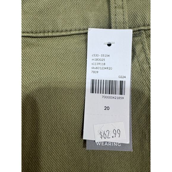 Lane Bryant Boyfriend Capri Mid-Rise Green Pants Stretch Comfort Size 20 New - Picture 3 of 5
